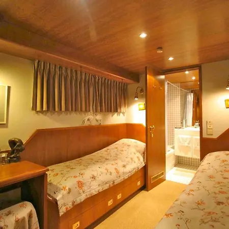 Peniche D'Hotes Ms Elisabeth Namur Exterior photo