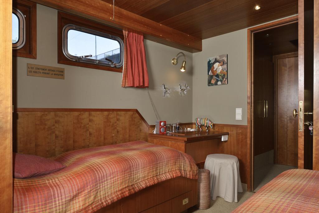 Bateau-hôtel Péniche D'hôtes Ms Elisabeth Namur